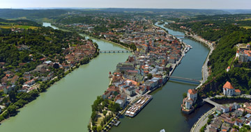 Passau Three River's Conjunction Point ©Hajo Dietz