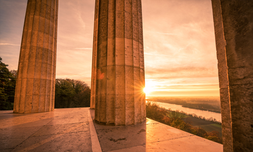 Walhalla Säulen Sonnenaufgang © Andreas Beiderbeck Photography